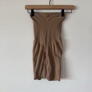 Spanx Higher Power Shaping Short - Beige Women’s Size Large